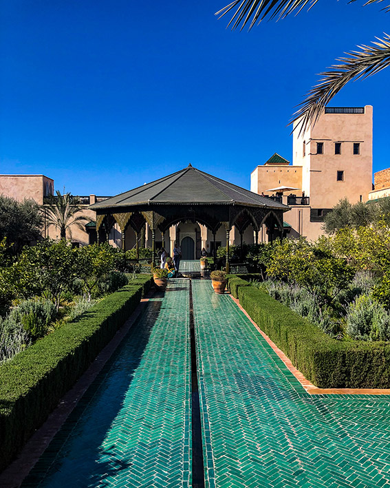 Vue du jardin secret dans la médina de Marrakech