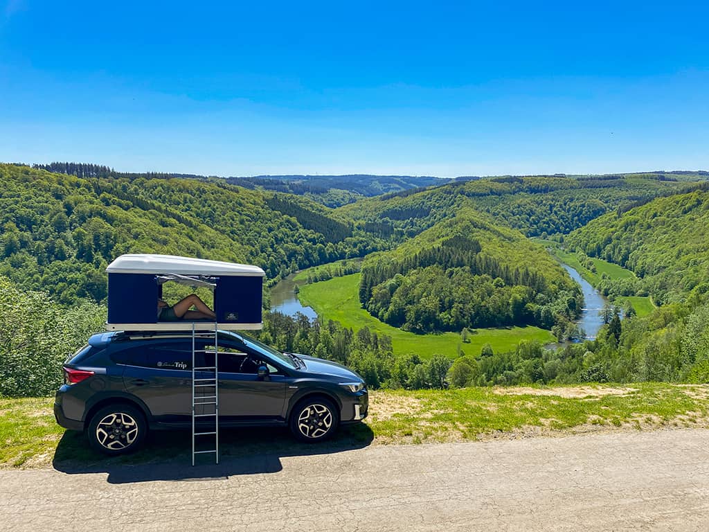 Test d'une tente de toit et de la Subaru XV lors d'un roadtrip en Belgique