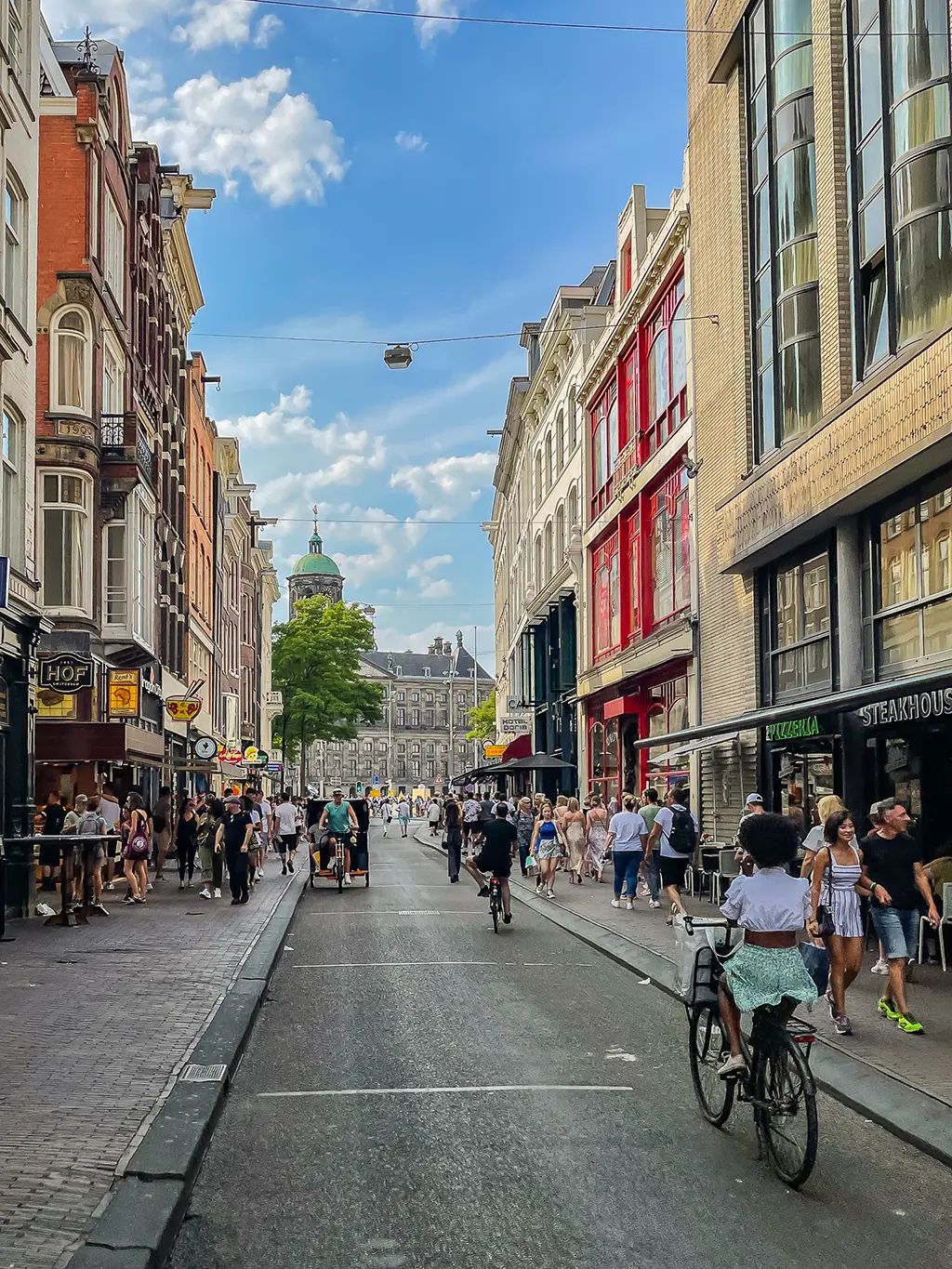 rue du centre-ville d'Amsterdam