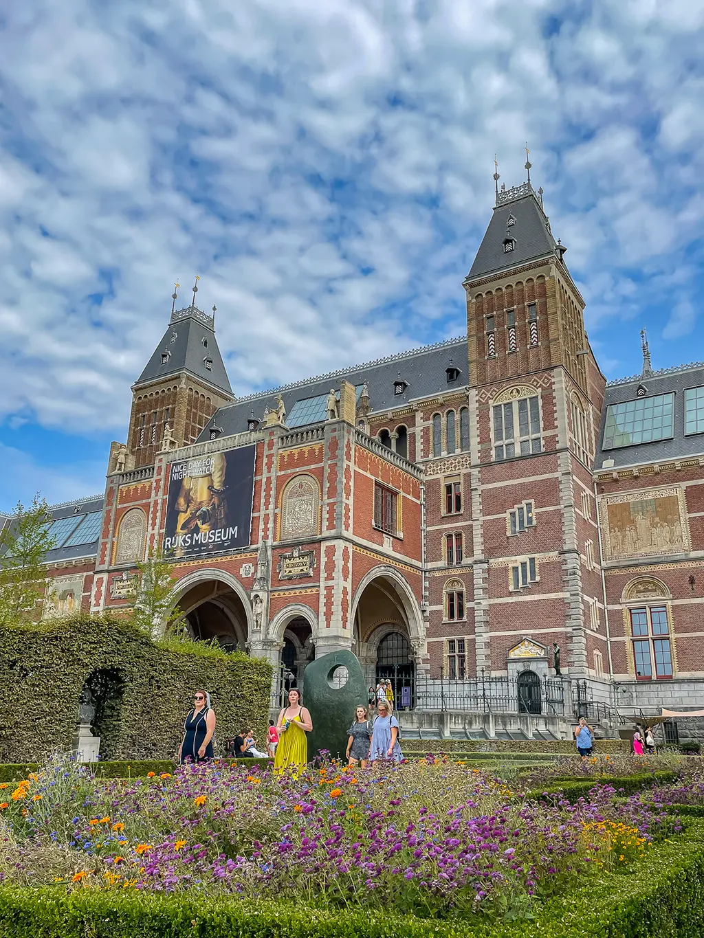 façade principale du Rijksmuseum d'Amsterdam