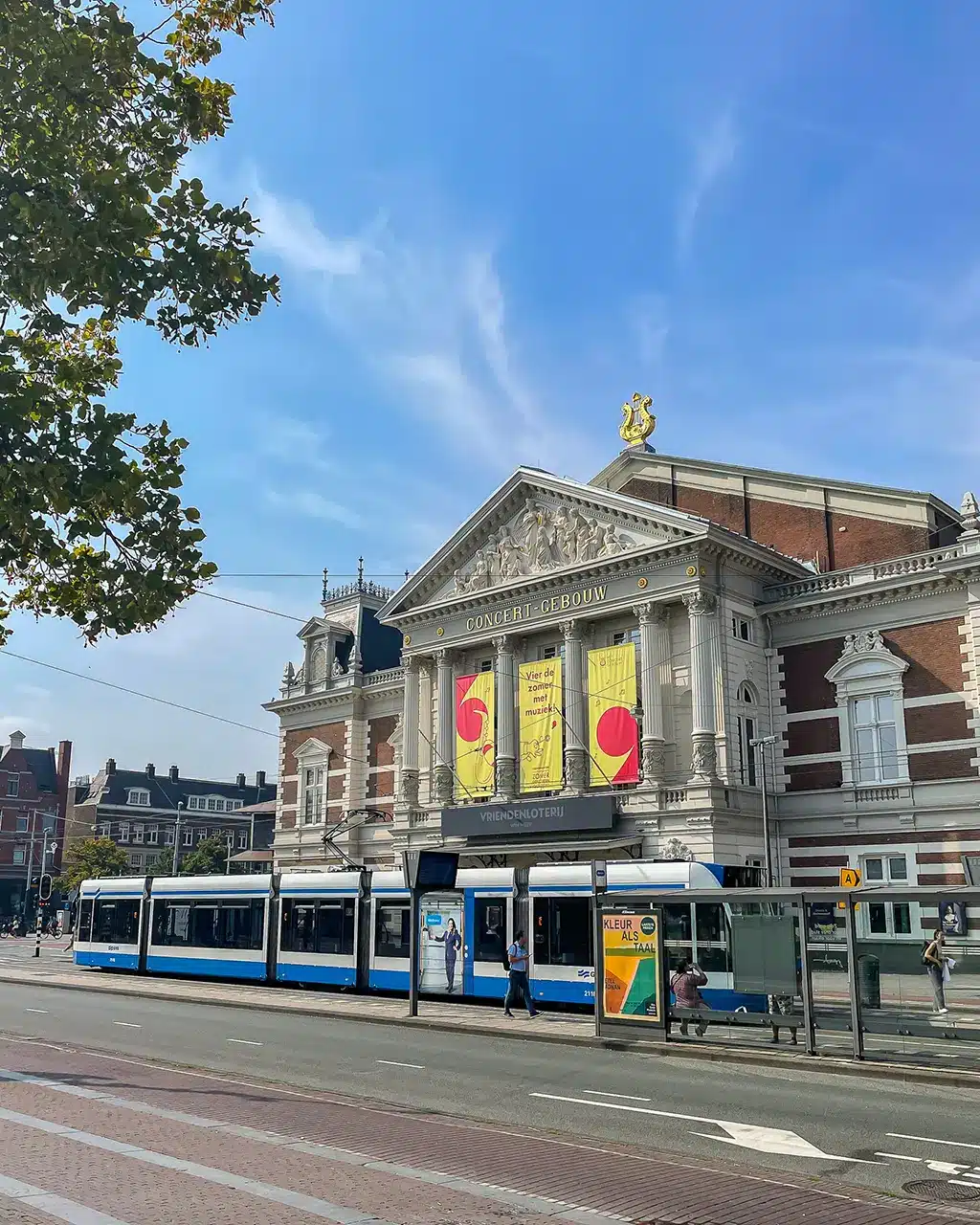 façade du concertgebouw d'Amsterdam