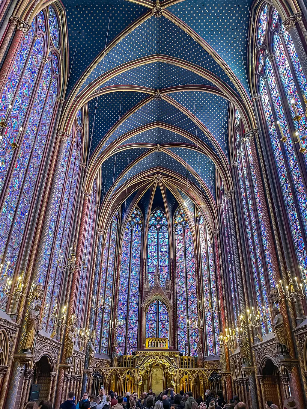 Visiter la Sainte-Chapelle de Paris, un joyau du gothique flamboyant