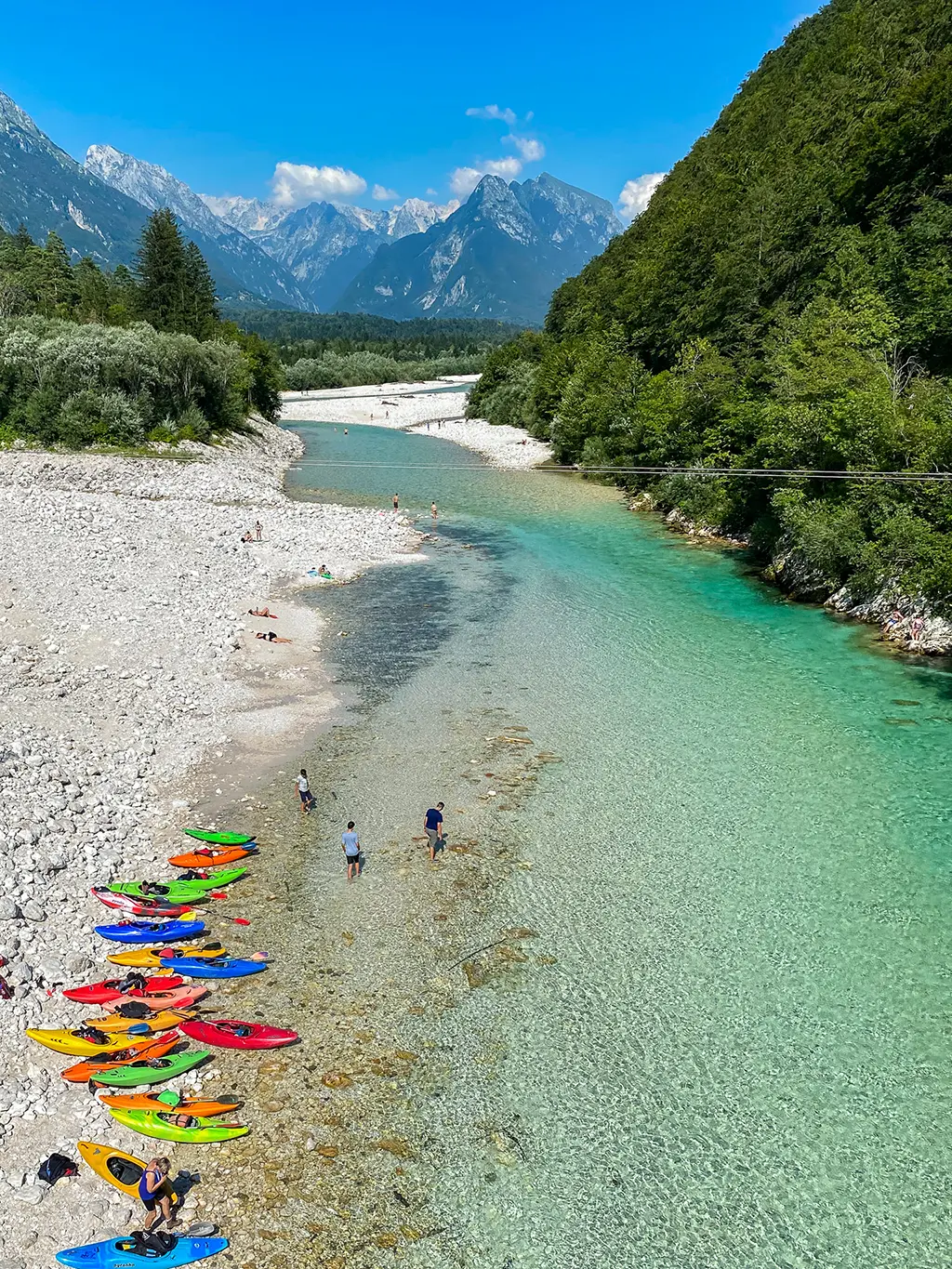kayak sur la rivière Soca en Slovénie