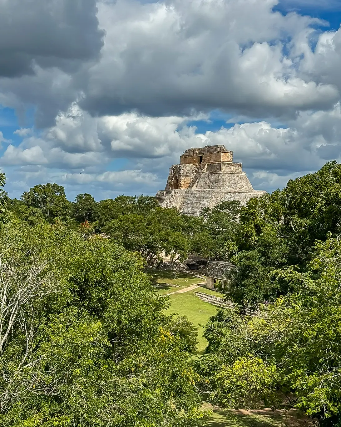 Visiter Uxmal en 2025 : guide du site maya UNESCO
