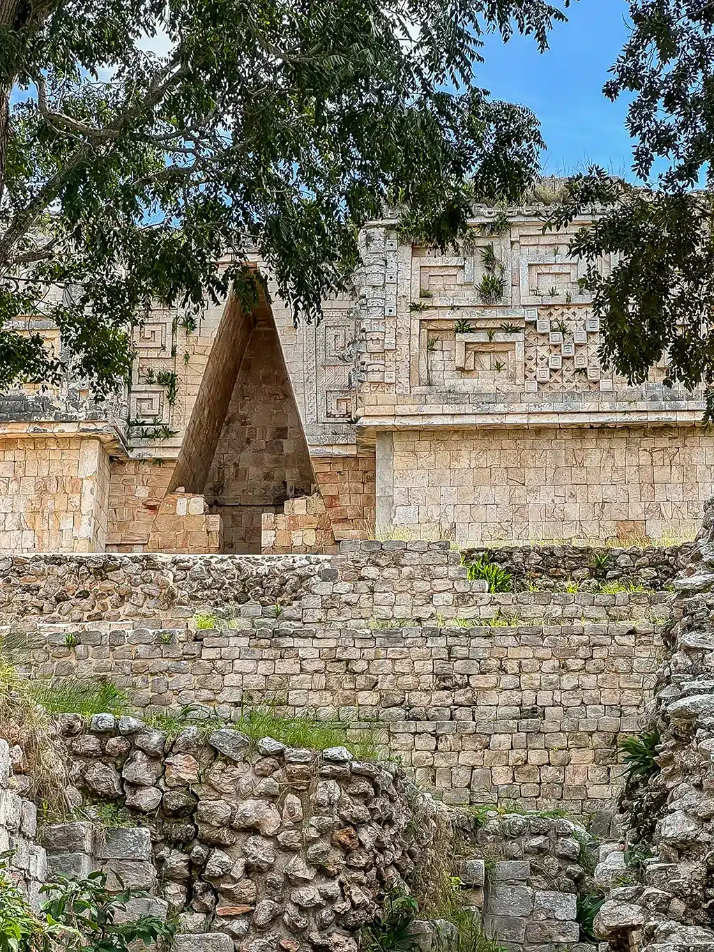 Visiter Uxmal en 2025 : guide du site maya UNESCO