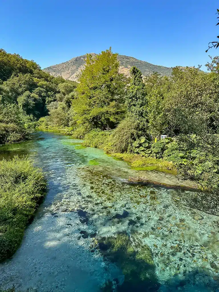 oeil bleu dans le sud de l'Albanie