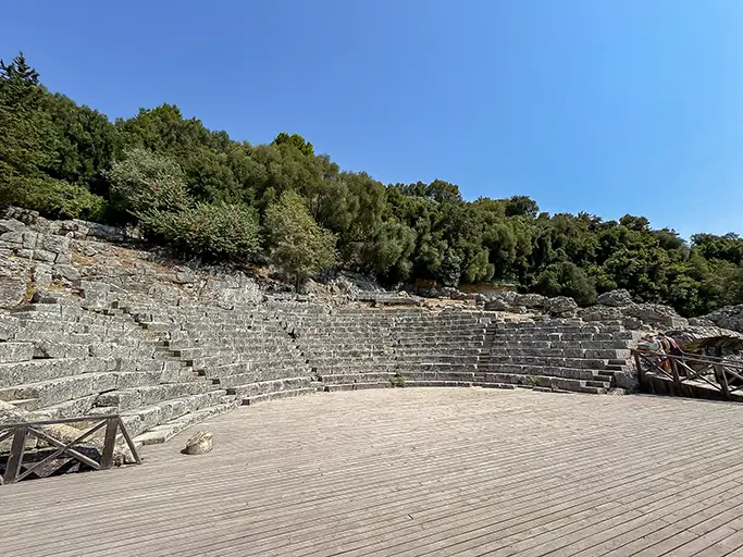 Que faire à Ksamil ? Ses plages, la ville et ses 4 îles