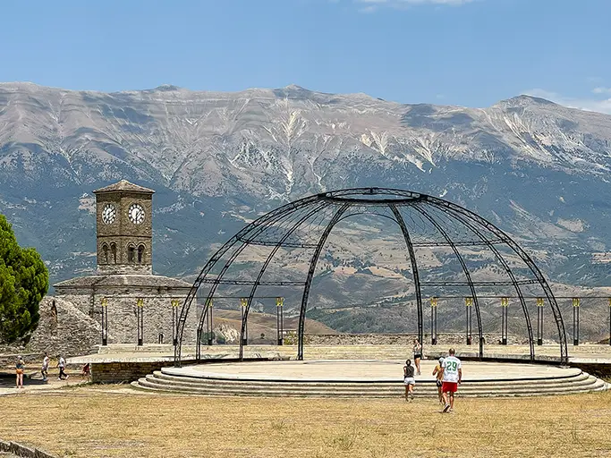 Que faire à Gjirokastër en 1 jour : guide complet