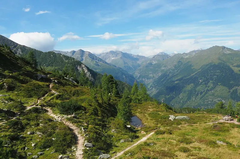 rando-montagne-france De l'océan aux sommets : quand le voyage prend de la hauteur