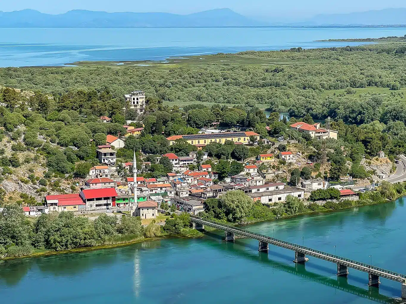 Château de Rozafa, vue sur un pont