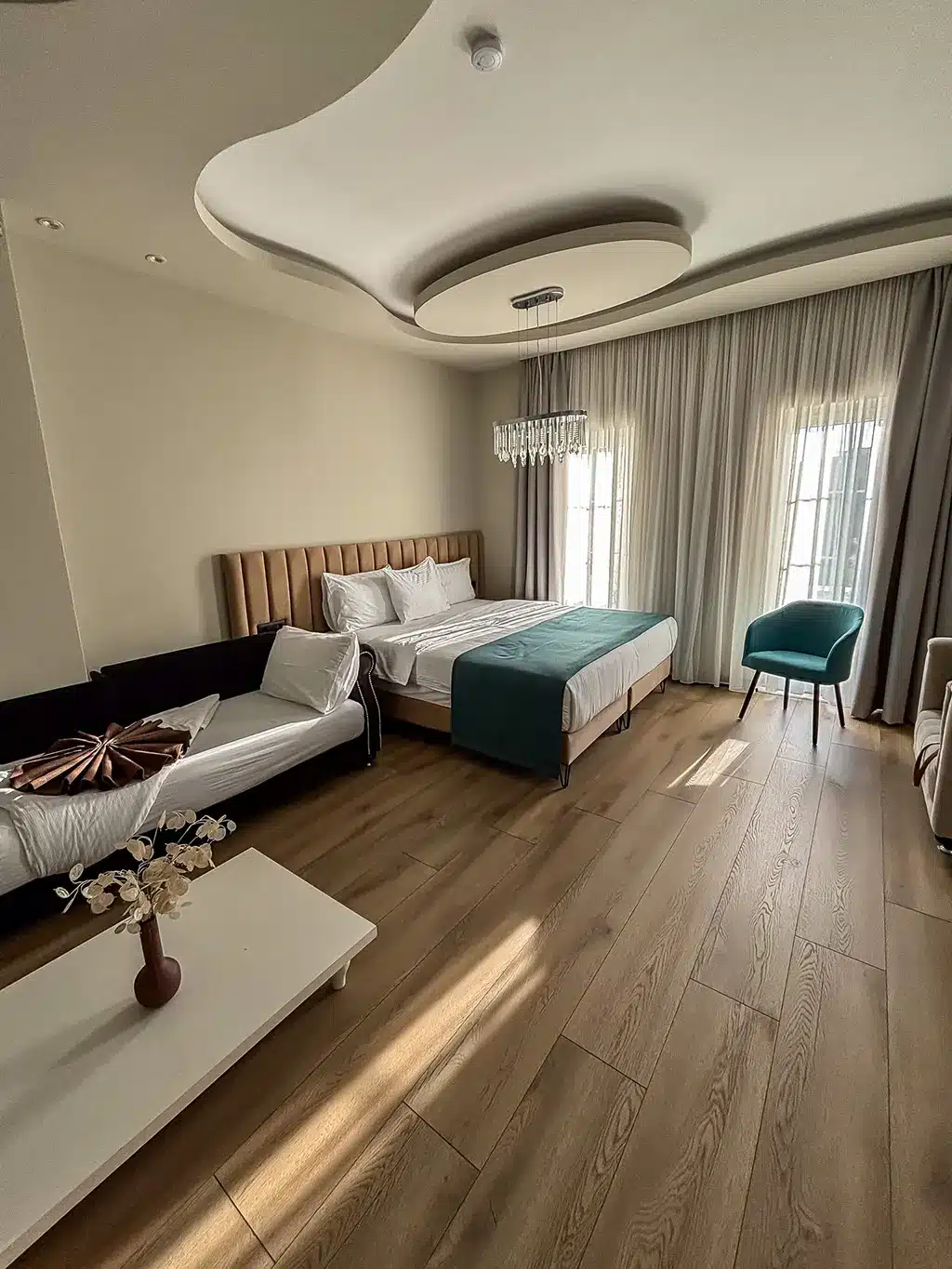 tribute hotel
