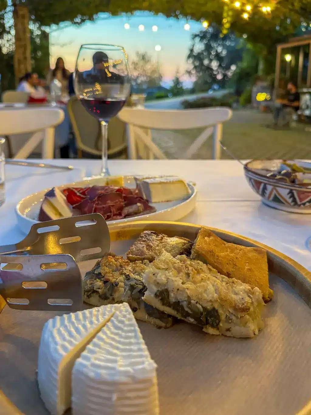plats albanais