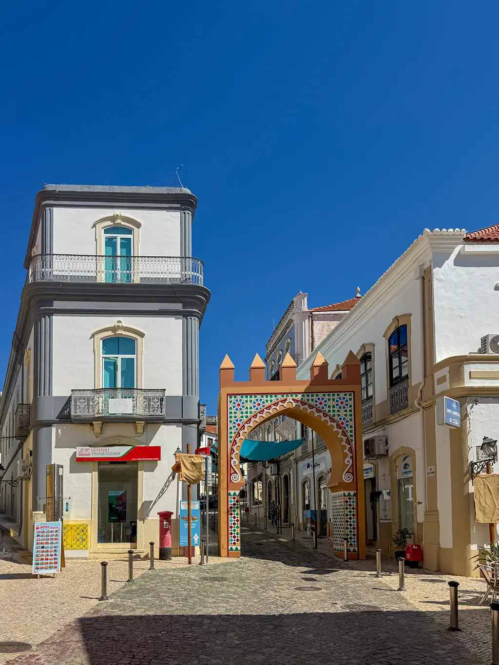 arcade dans la partie moderne de Silves
