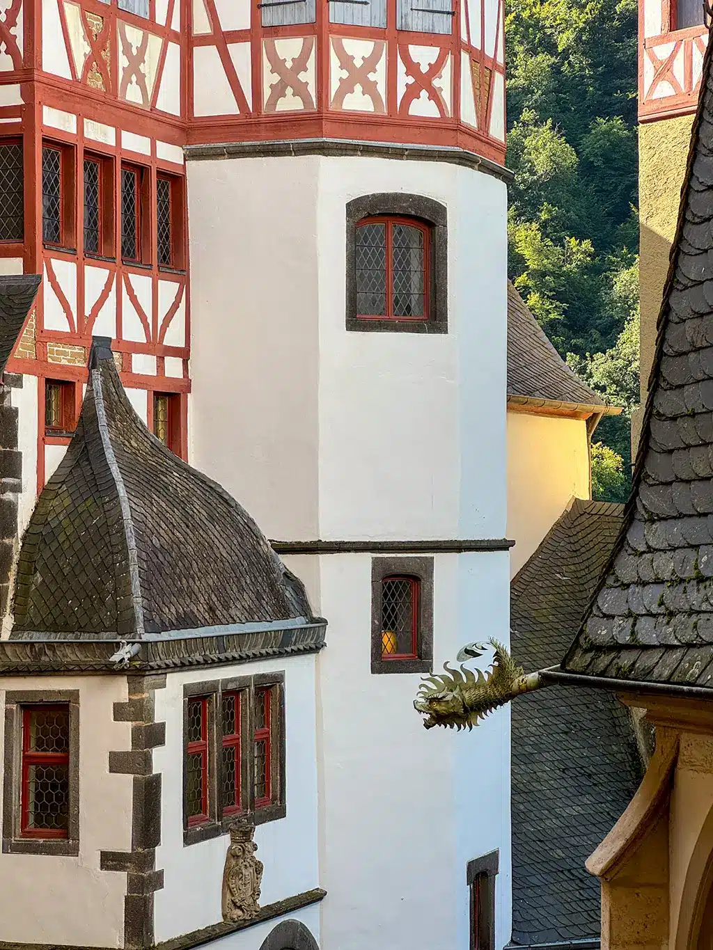 Burg Eltz : guide du plus beau château médiéval d’Allemagne