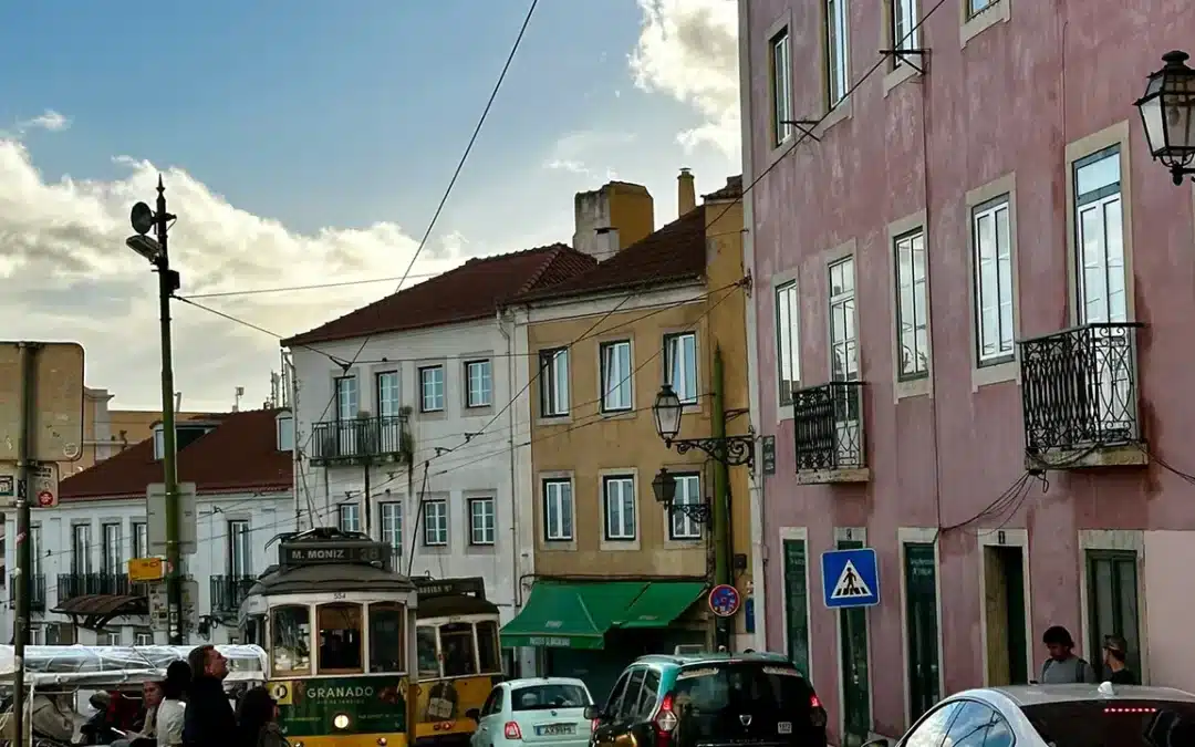 Voyage sur Lisbonne : pour quelles raison louer une voiture ?
