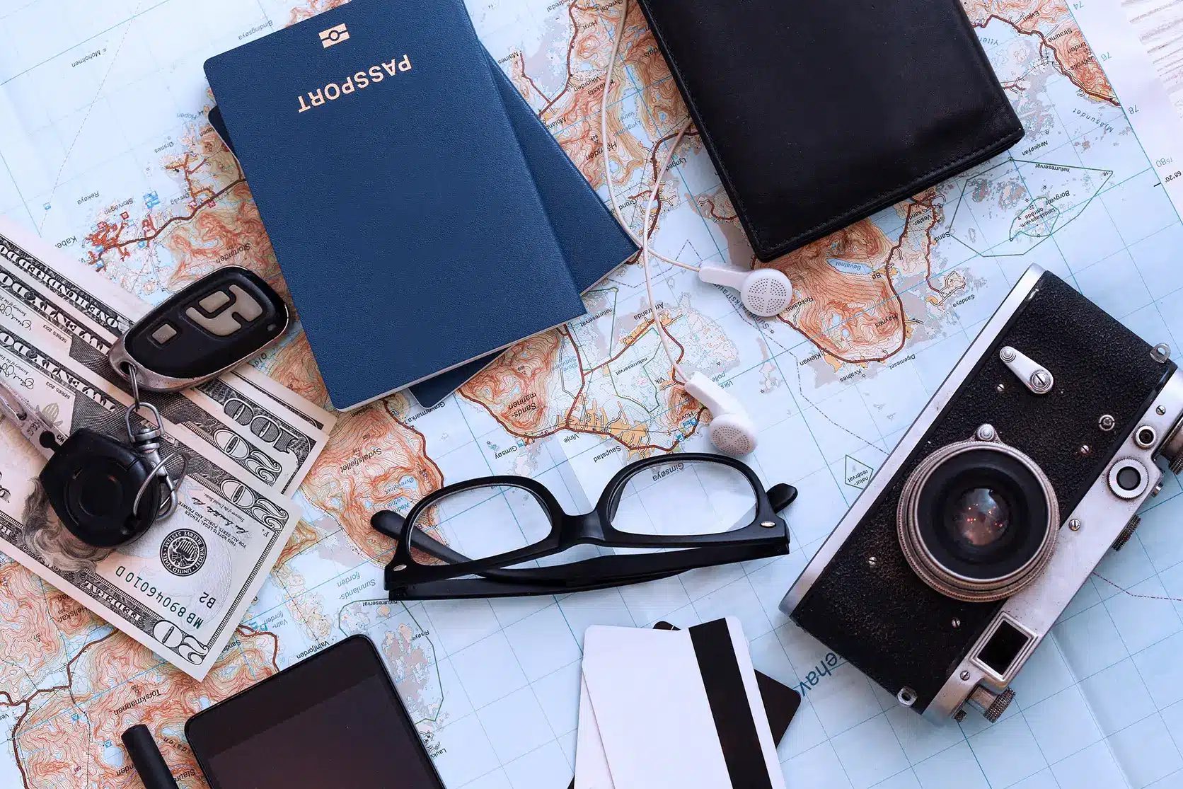 voyager-avec-style-passeport Séjours romantiques à l’étranger : comment voyager avec style et élégance ?