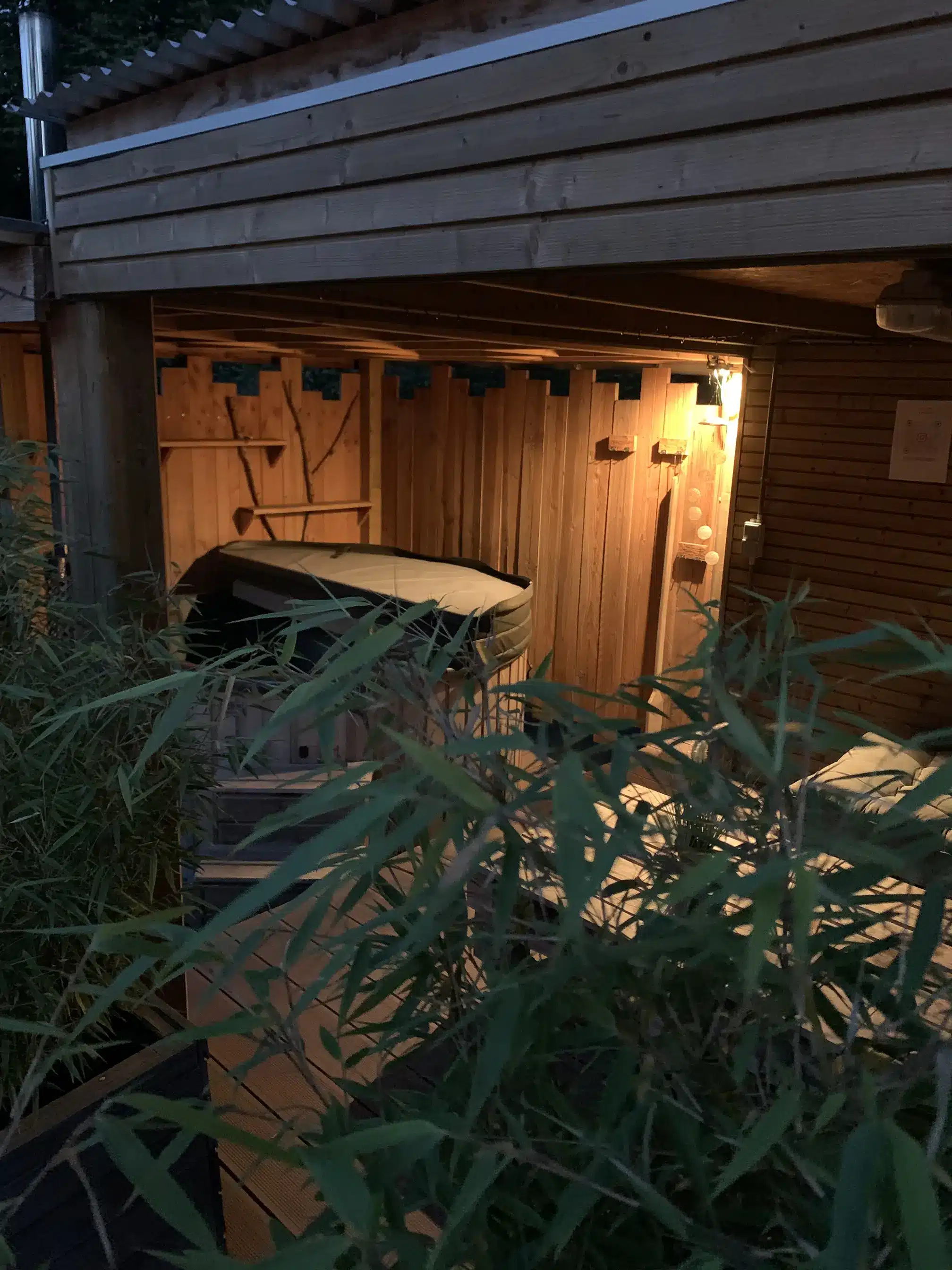 Wild Cube Durbuy : logement avec bain nordique au cœur de la nature