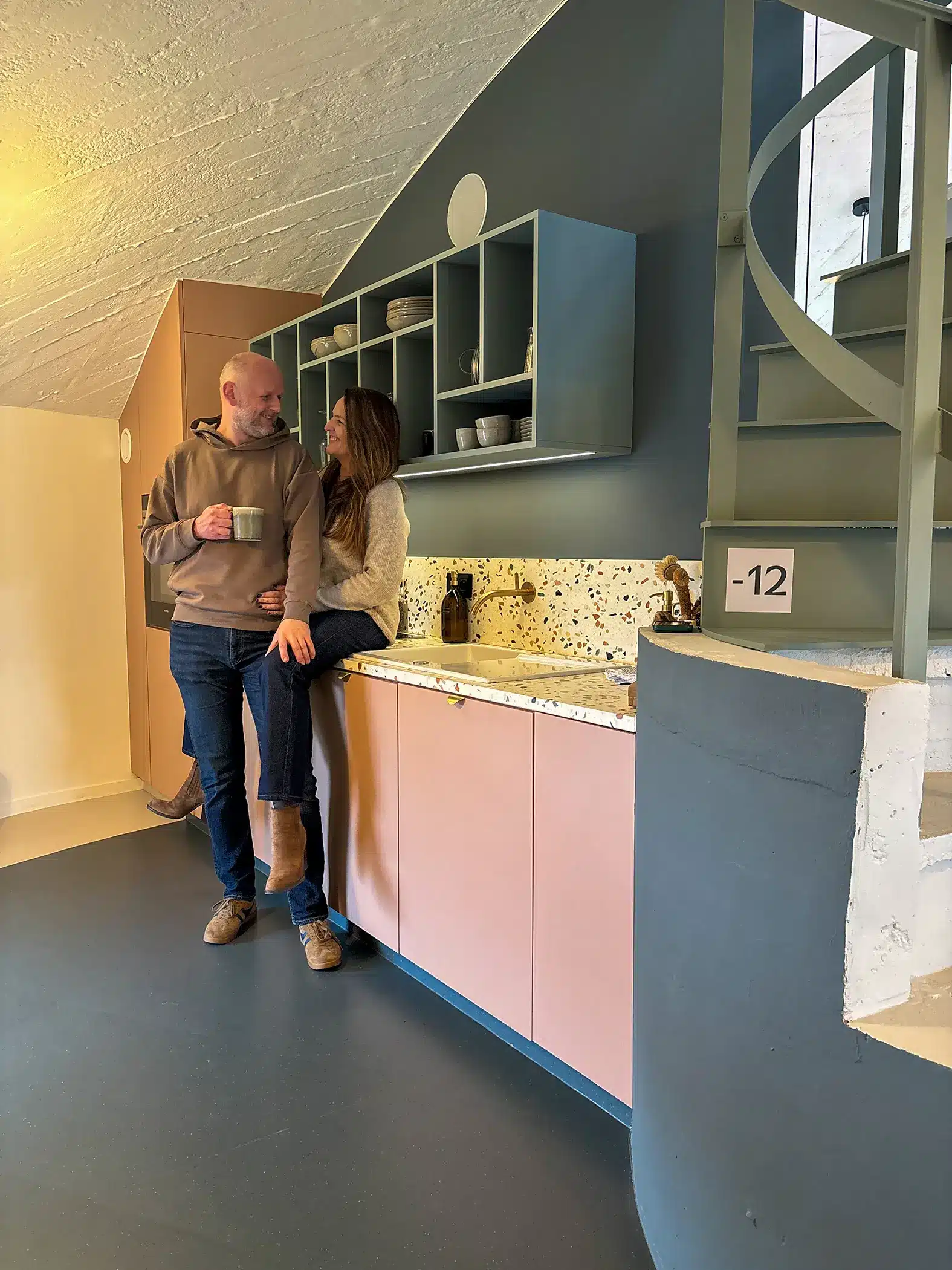 AKWADOM logement insolite en Belgique : dormir dans un château d’eau.