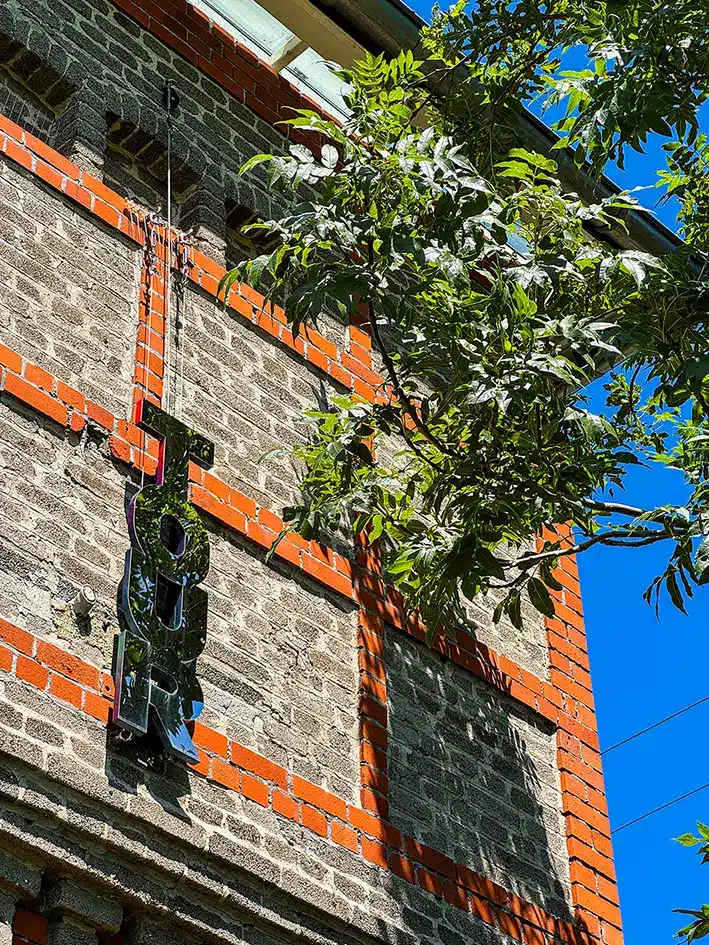 Logement insolite près de Liège : notre avis sur la Tour de Larbuisson