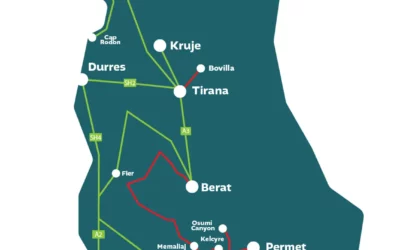 Lac de Koman, Albanie : guide ferry 2026, randonnée 1 Routes interdites en Albanie par les loueurs de voiture (2026)