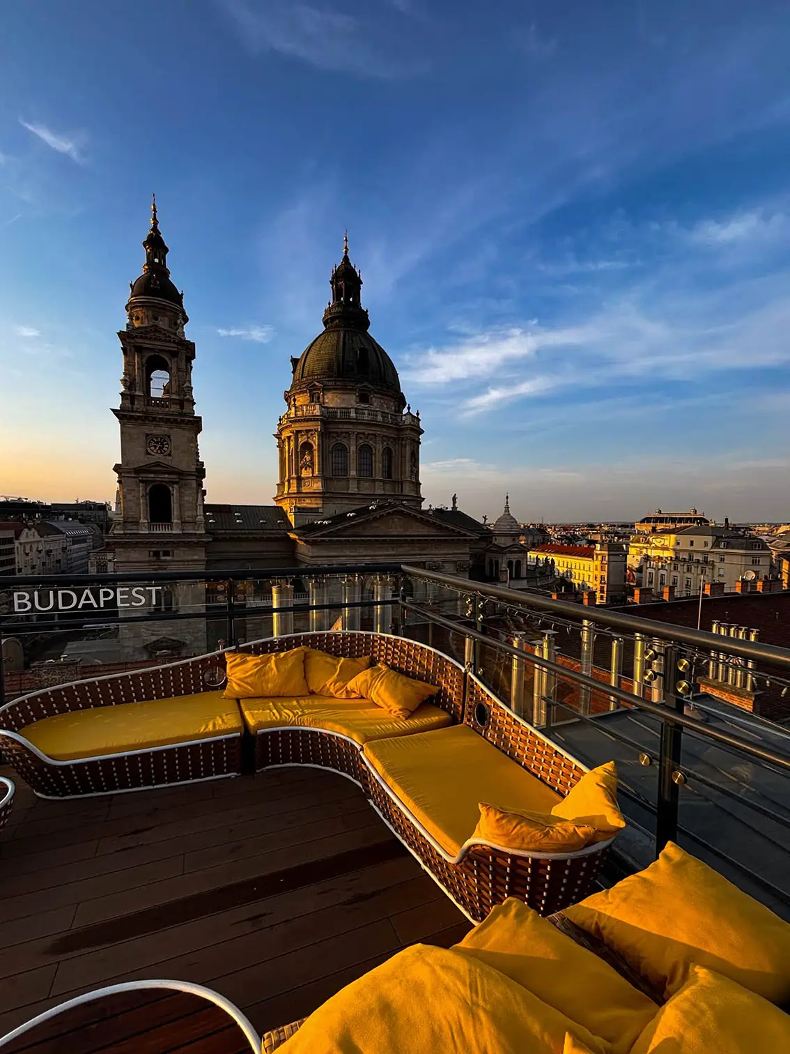 Meilleurs rooftops à Budapest : 8 bars avec vue à tester en 2026