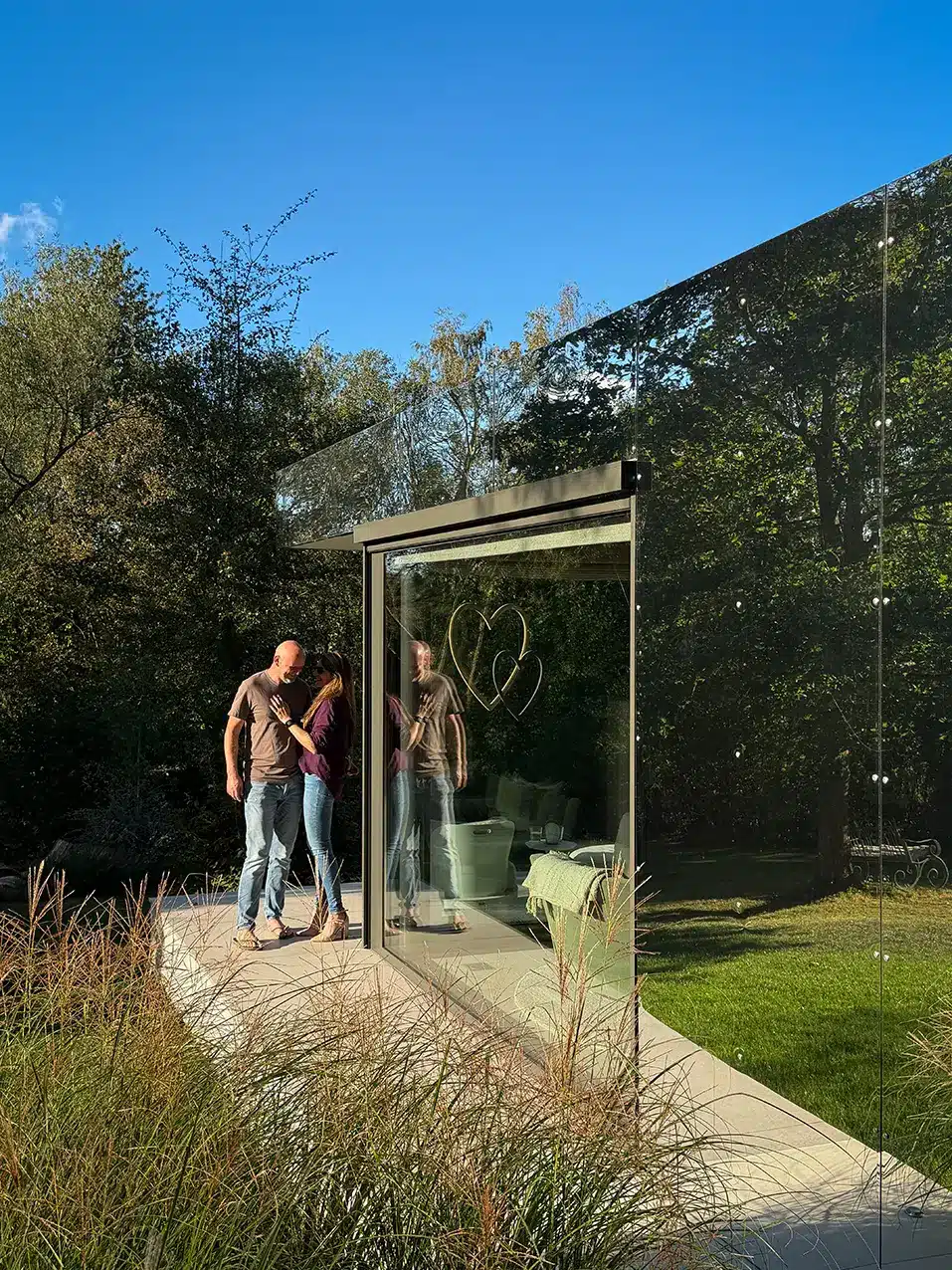 Les Fées Miroir : un logement insolite à Ohey testé en amoureux