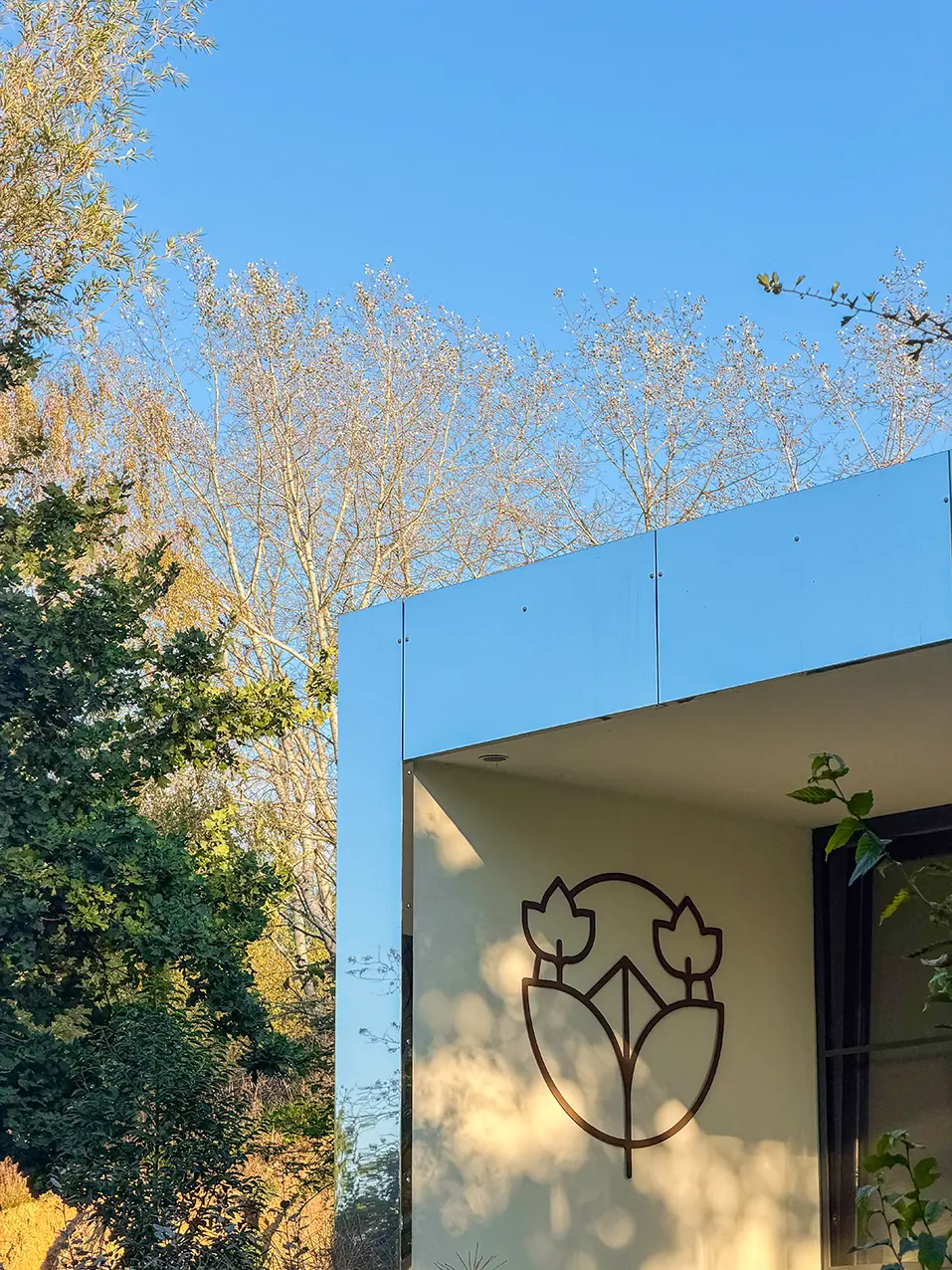 Les Fées Miroir : un logement insolite à Ohey testé en amoureux