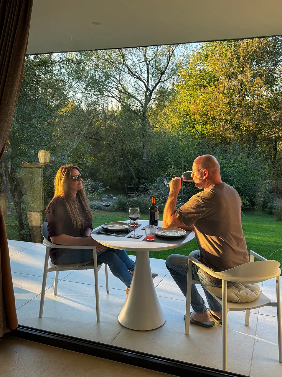 Les Fées Miroir : un logement insolite à Ohey testé en amoureux