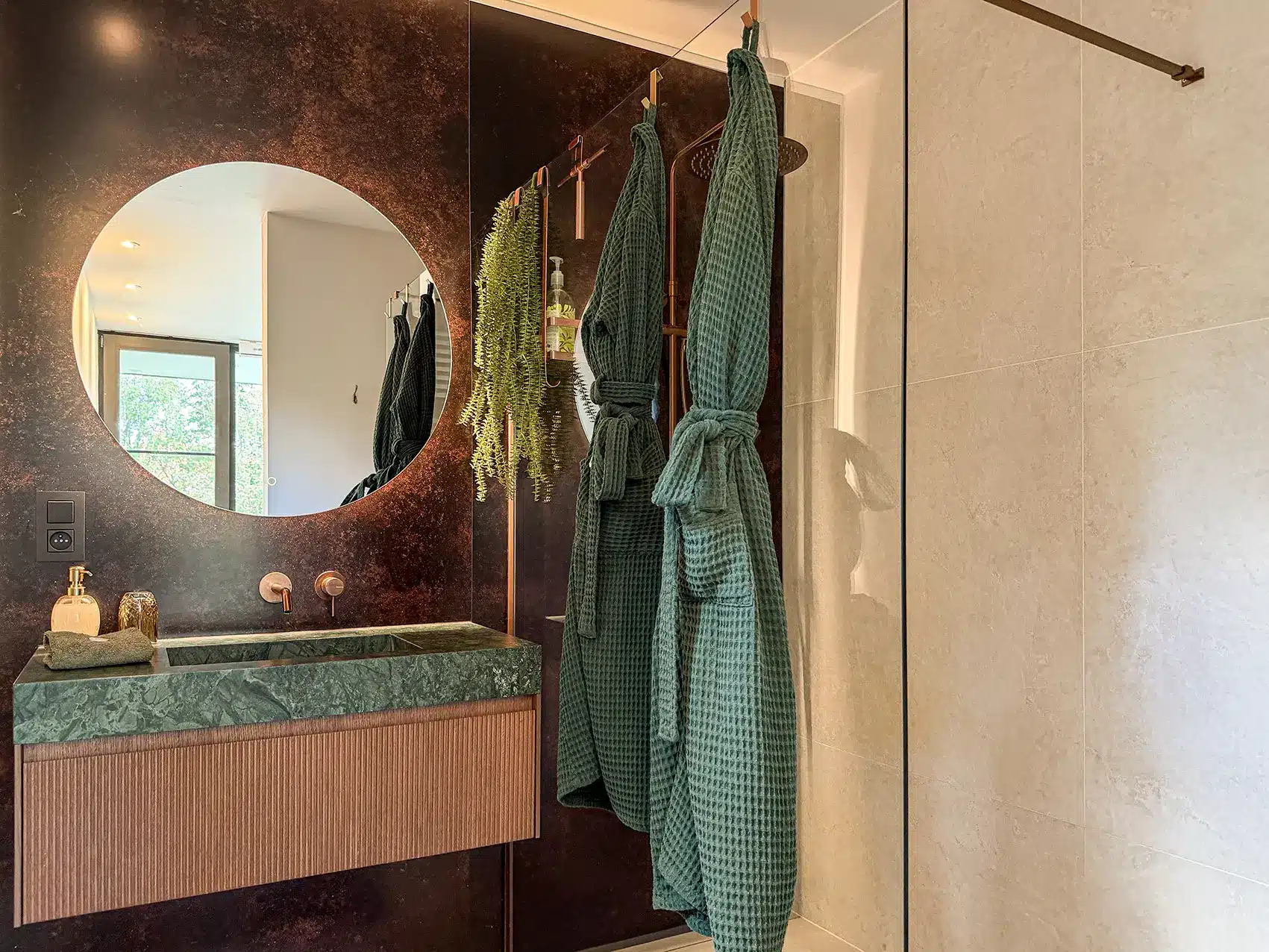 Les Fées Miroir : un logement insolite à Ohey testé en amoureux